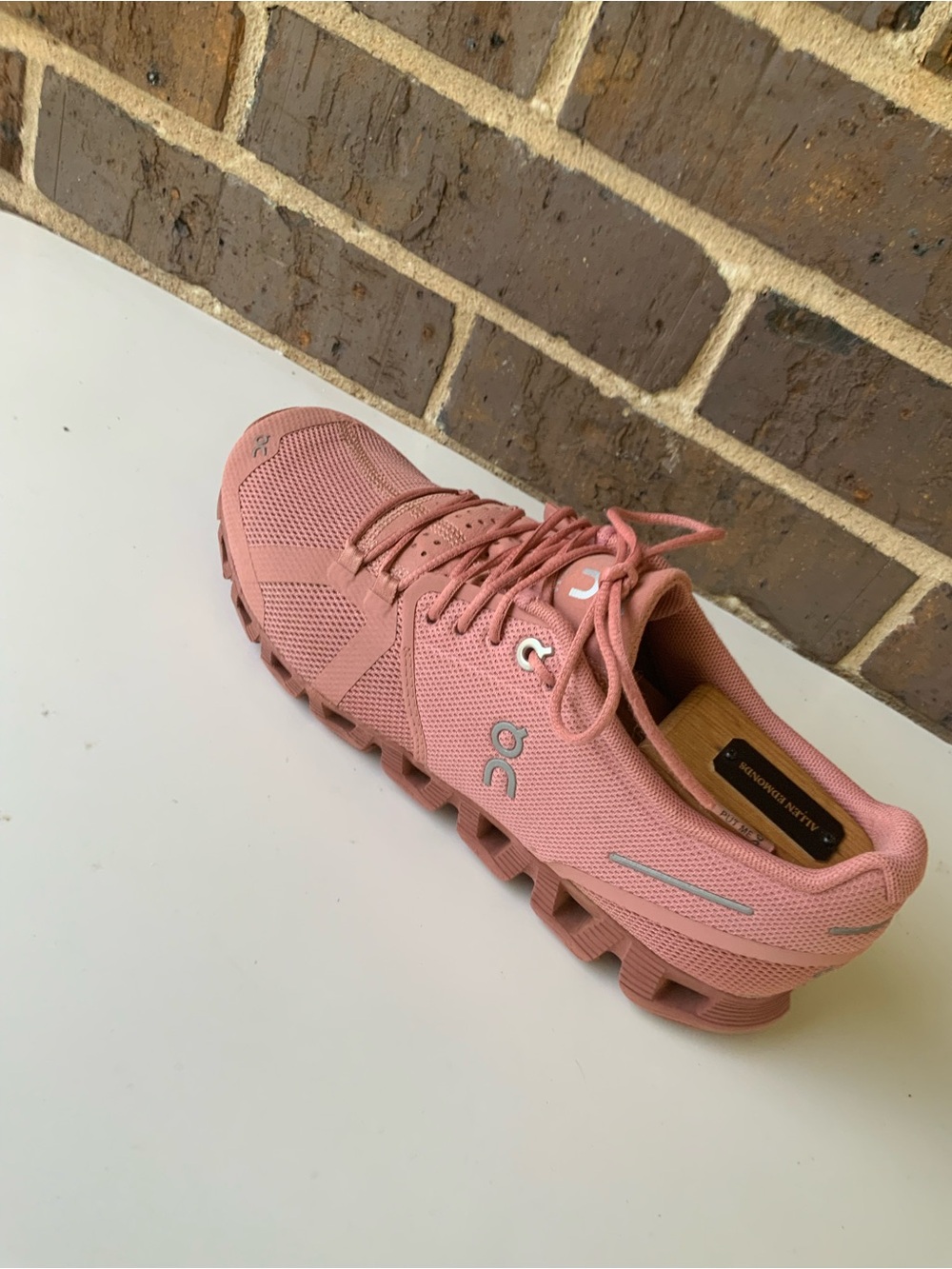 On Running Kids' Cloudswift Lace-Up Sneaker - Dusty Pink